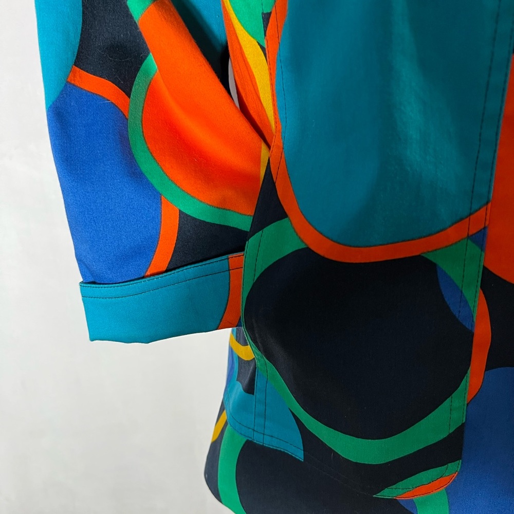 Fun “Multiples” Fall/Winter Jacket. - Picture 5 of 16